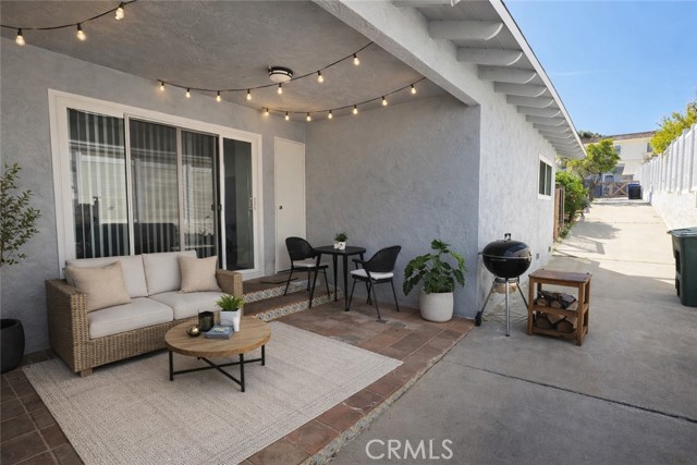 Detail Gallery Image 13 of 27 For 2354 W 239th, Torrance,  CA 90501 - 5 Beds | 2 Baths