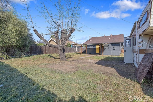 Detail Gallery Image 26 of 38 For 1247 N Ferger Ave, Fresno,  CA 93728 - 2 Beds | 1 Baths