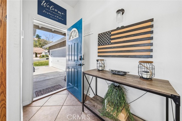 Detail Gallery Image 3 of 36 For 27920 Camp Plenty Rd, Canyon Country,  CA 91351 - 3 Beds | 2 Baths