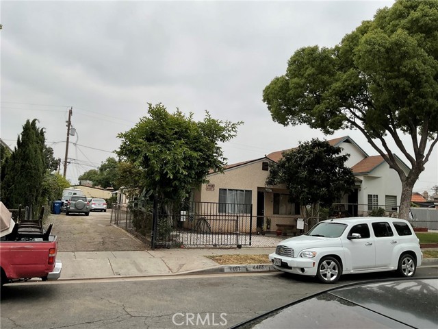 4465 Lovett Street, Commerce CA: https://media.crmls.org/medias/858258c1-e2bf-4d3c-a014-c3af9f60678e.jpg