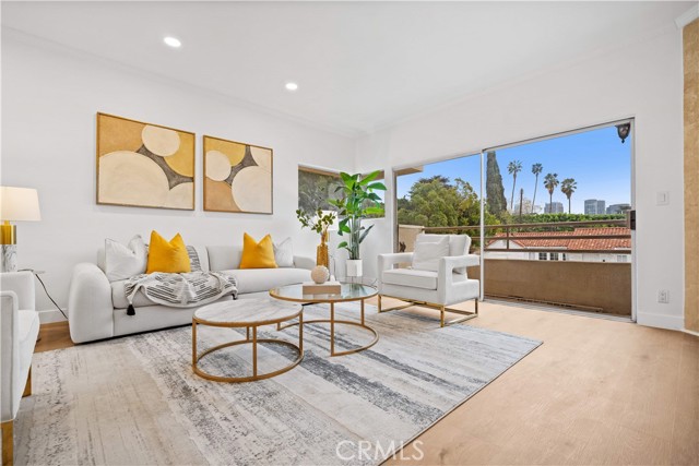 Detail Gallery Image 43 of 53 For 10475 Ashton Avenue Ave #301,  Los Angeles,  CA 90024 - 2 Beds | 3 Baths