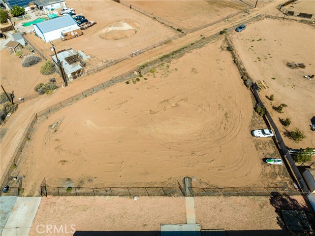 21186 Standing Rock Avenue, Apple Valley CA: https://media.crmls.org/medias/85838b26-d8b7-4e13-a565-17c106c70748.jpg