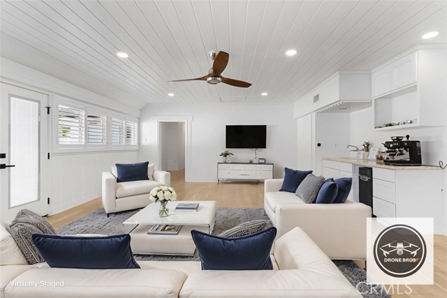 Detail Gallery Image 5 of 40 For 10214 Woodruff, Downey,  CA 90241 - 3 Beds | 2 Baths