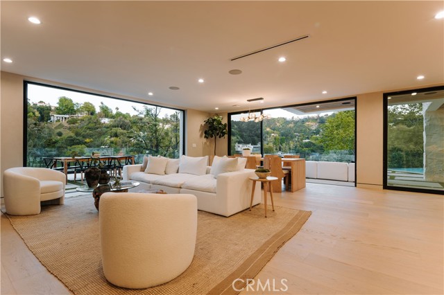 2608 Zorada Drive, Los Angeles CA: https://media.crmls.org/medias/8583f99c-abc4-427c-b0a3-8eaf081f3828.jpg