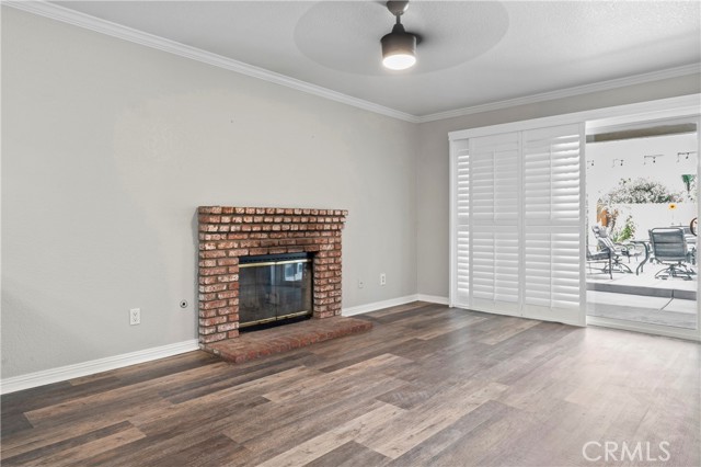 Image 20 of 37 For 39781 Pin Oak Court