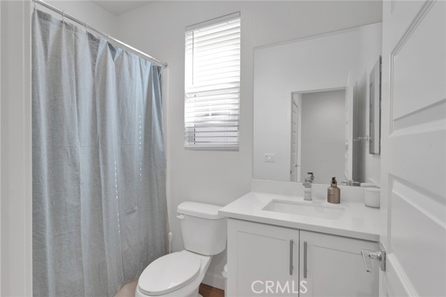 Detail Gallery Image 7 of 23 For 13056 Lancaster, Hesperia,  CA 92344 - 3 Beds | 2 Baths