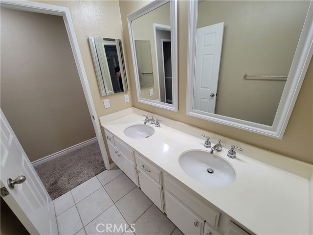 21902 Camargo, Mission Viejo CA: https://media.crmls.org/medias/85859403-5c2d-45ae-8f4e-90010da4f1da.jpg