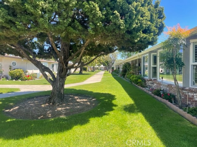 Detail Gallery Image 5 of 27 For 13170 Seaview Lane #248-I,  Seal Beach,  CA 90740 - 2 Beds | 1 Baths