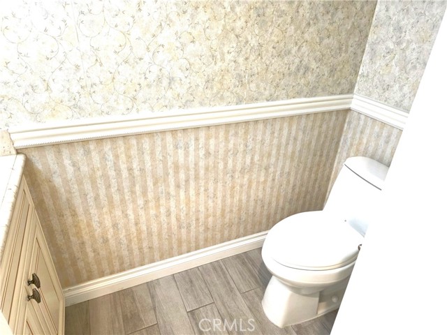 Detail Gallery Image 10 of 29 For 388 Fallingstar, Irvine,  CA 92614 - 3 Beds | 2/1 Baths