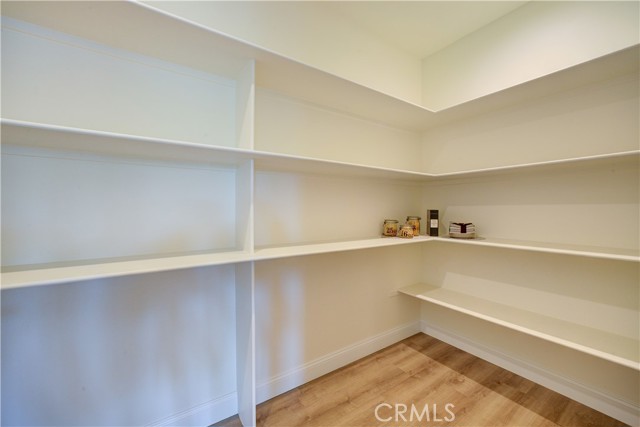 Detail Gallery Image 13 of 37 For 1607 Tuscan Way, Santa Maria,  CA 93455 - 4 Beds | 3/1 Baths