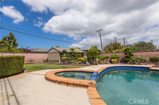 18825 Felbar Avenue, Torrance CA: https://media.crmls.org/medias/8586ad2d-2a21-4f44-9ddf-0c168b022442.jpg
