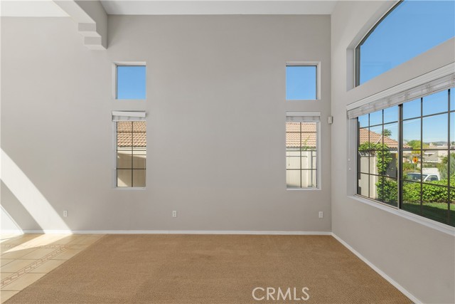 Detail Gallery Image 10 of 42 For 31665 via Cordoba, Temecula,  CA 92592 - 4 Beds | 3 Baths