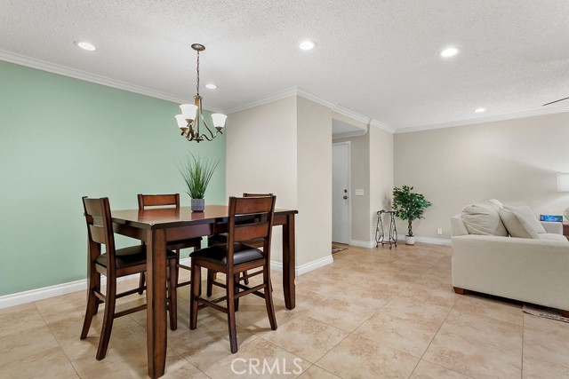 Detail Gallery Image 10 of 22 For 8877 Lauderdale Ct 212b,  Huntington Beach,  CA 92646 - 2 Beds | 2 Baths