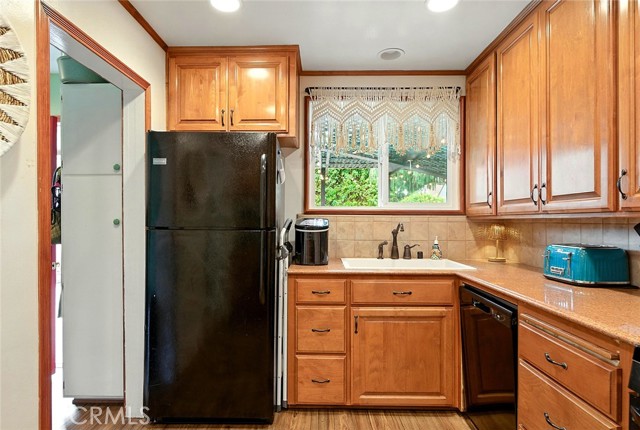 Detail Gallery Image 8 of 28 For 5812 Hayter Avenue, Lakewood,  CA 90712 - 3 Beds | 1 Baths