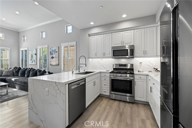 Detail Gallery Image 13 of 58 For 16 Serenity, Irvine,  CA 92618 - 2 Beds | 2 Baths