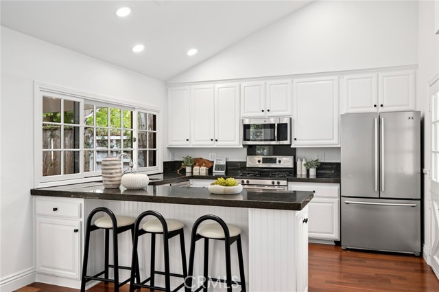 Detail Gallery Image 20 of 37 For 1866 Port Carlow Pl, Newport Beach,  CA 92660 - 4 Beds | 2 Baths
