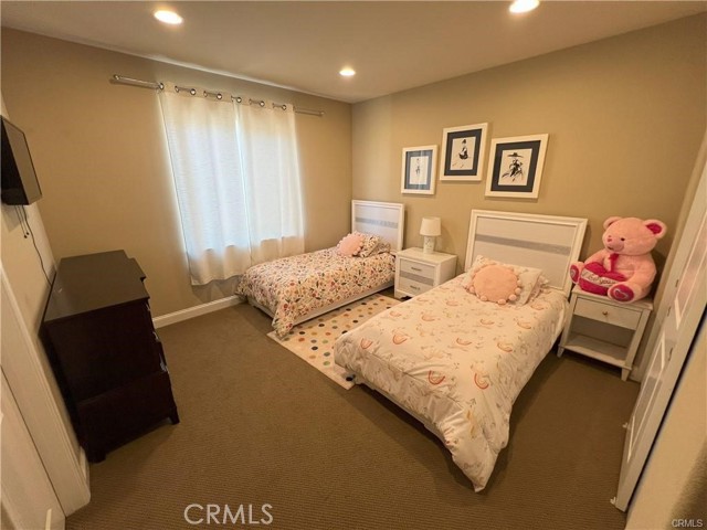 4866 Stoneglen Avenue, Fontana CA: https://media.crmls.org/medias/858936d0-143e-4334-8637-39e858d11bc7.jpg