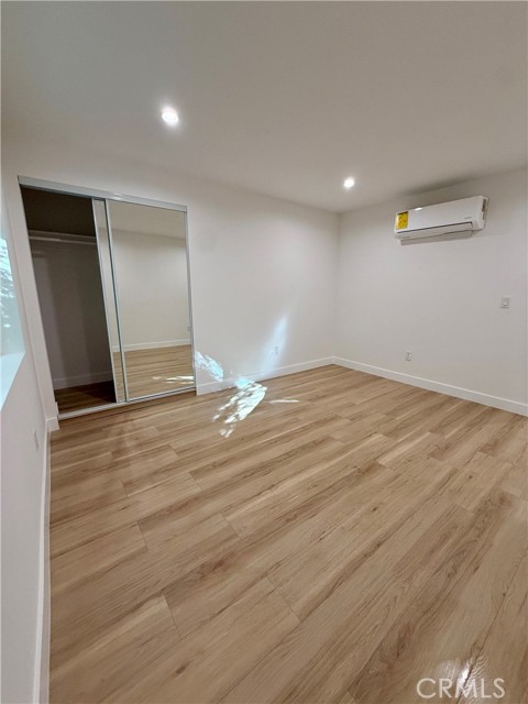 Detail Gallery Image 6 of 8 For 20407 Strathern #20409,  Winnetka,  CA 91306 - 1 Beds | 1 Baths