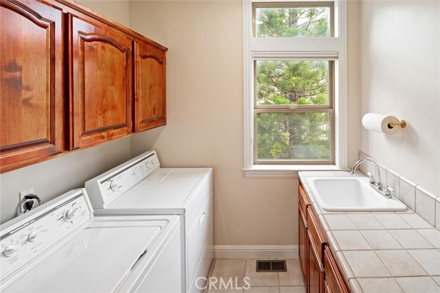 Image 39 of 75 For 27581 Meadow Bay Drive