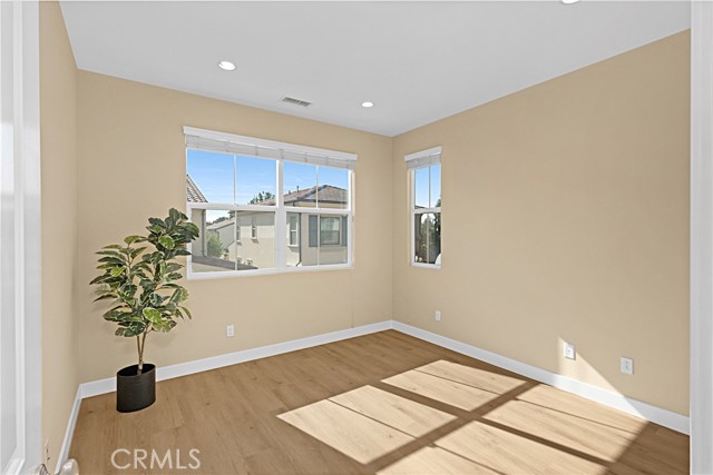 Image 14 of 23 For 79 Island Coral