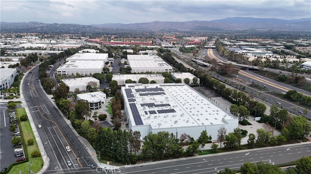 MLS #OC25252957 image #33