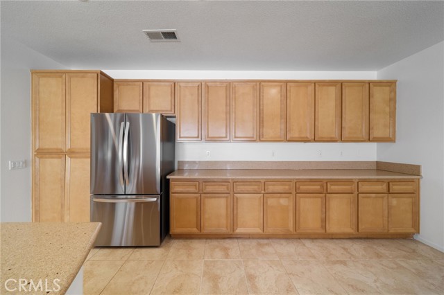 Detail Gallery Image 13 of 29 For 1568 Four Seasons Cir, Beaumont,  CA 92223 - 3 Beds | 2 Baths