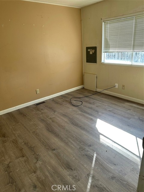 Detail Gallery Image 4 of 20 For 13925 Walnut, Clearlake Oaks,  CA 95423 - 2 Beds | 2 Baths