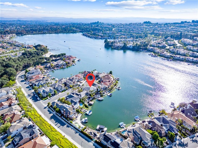 28081 Tefir, Mission Viejo CA: https://media.crmls.org/medias/858da9e0-8dab-4a3c-ad5f-27a9d685a08f.jpg