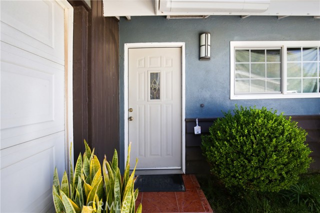 Detail Gallery Image 3 of 34 For 1127 Placid Dr, Corona,  CA 92878 - 4 Beds | 2 Baths
