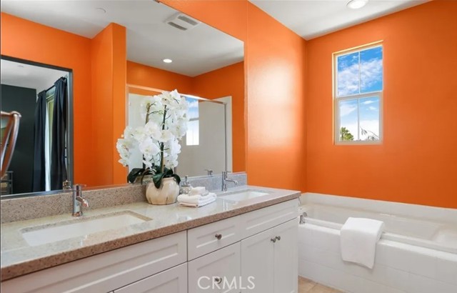 Detail Gallery Image 10 of 24 For 1510 El Paseo, Lake Forest,  CA 92610 - 3 Beds | 2/1 Baths