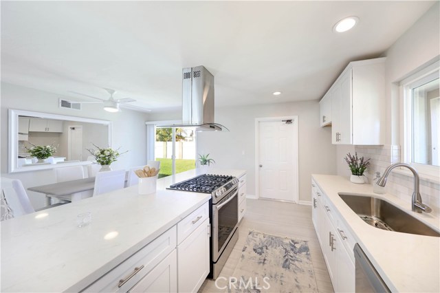 3025 Cleveland Ave, Costa Mesa, CA 92626