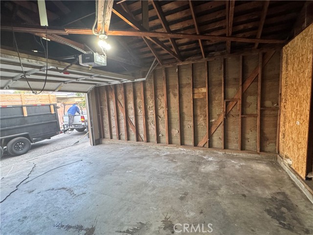 Detail Gallery Image 4 of 24 For 7946 Sunnybrae, Winnetka,  CA 91306 - 3 Beds | 2 Baths