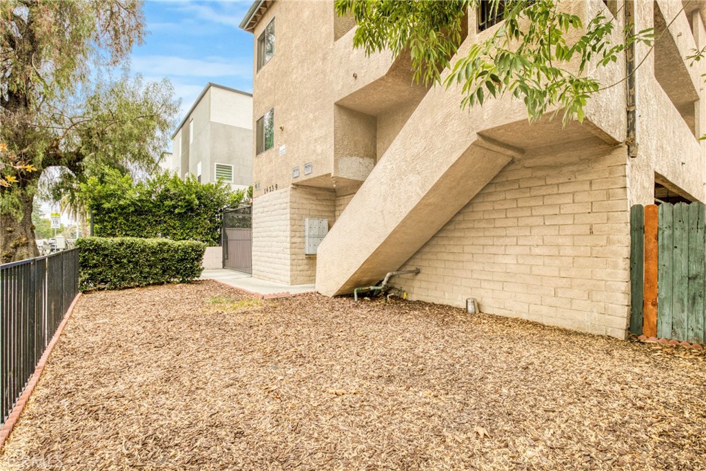 MLS #SR25244793 image #2