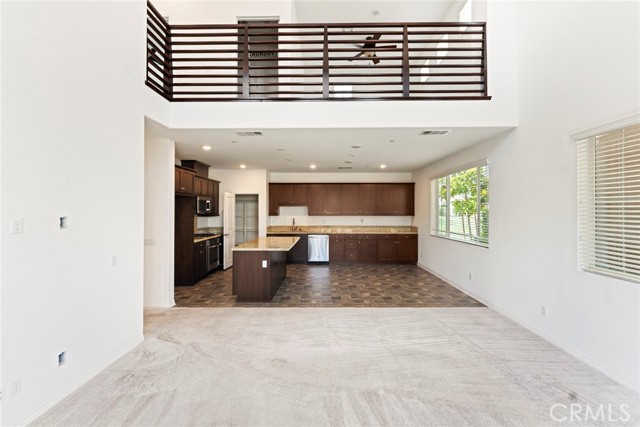 8729 Roving Place, Chino CA: https://media.crmls.org/medias/859346c2-b9bc-4eaa-98f6-d2ebb2f95021.jpg