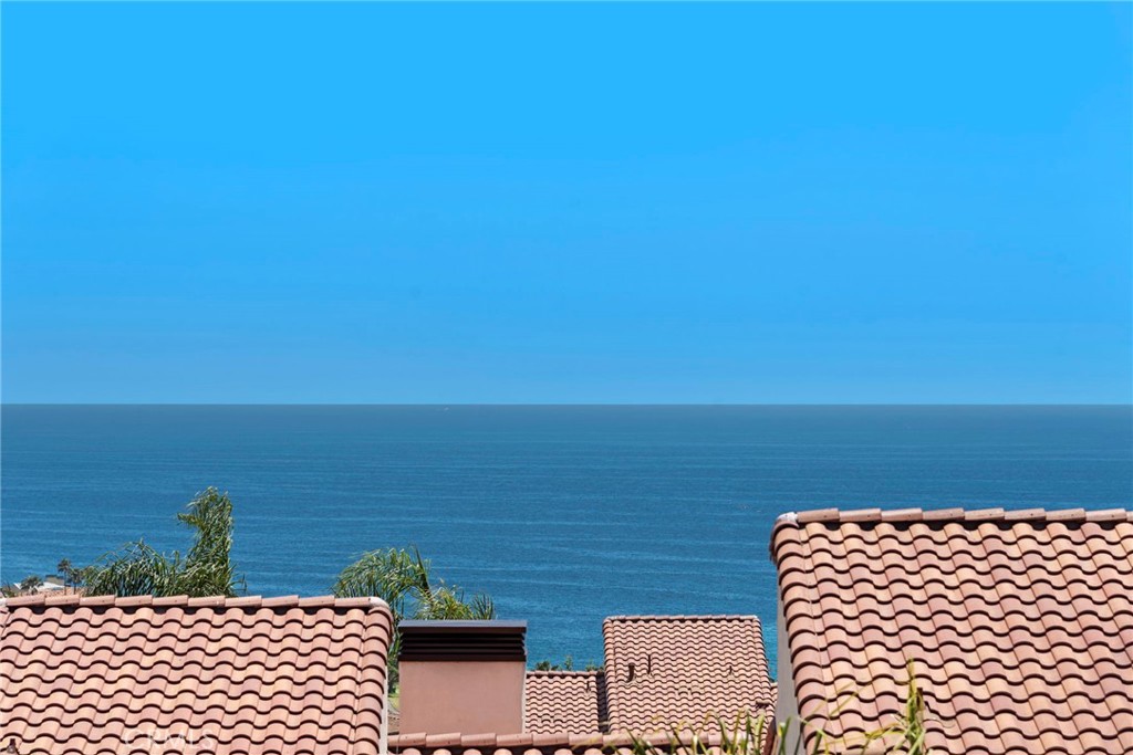 https://media.crmls.org/medias/85938850-d9b5-4036-89b8-86bed2684205.jpg?preset=X-Large