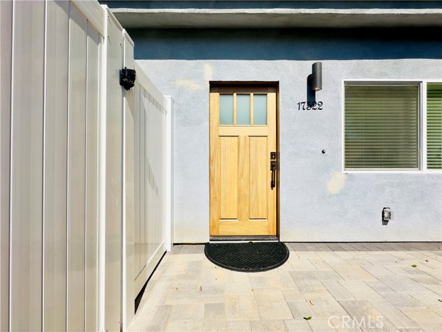 17522 Lemay Street, Lake Balboa CA: https://media.crmls.org/medias/8593954b-ba96-42b5-93e2-db32fa99e5c9.jpg