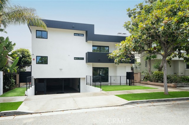 Detail Gallery Image 15 of 15 For 1334 9th St #1,  Santa Monica,  CA 90401 - 3 Beds | 2 Baths