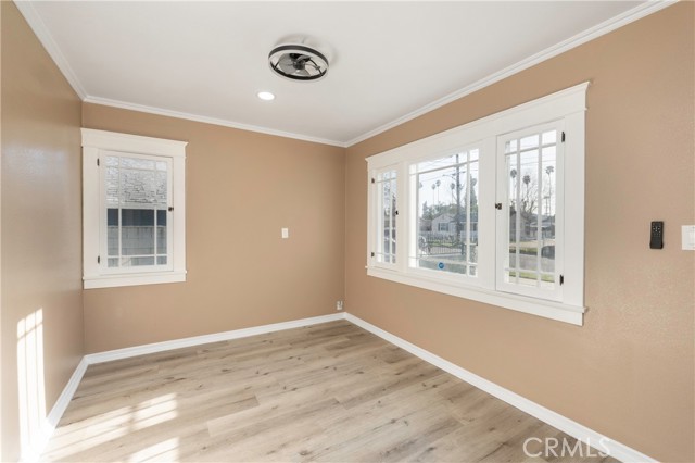 Detail Gallery Image 6 of 41 For 3719 Mckenzie #3719,  Riverside,  CA 92503 - 4 Beds | 2 Baths