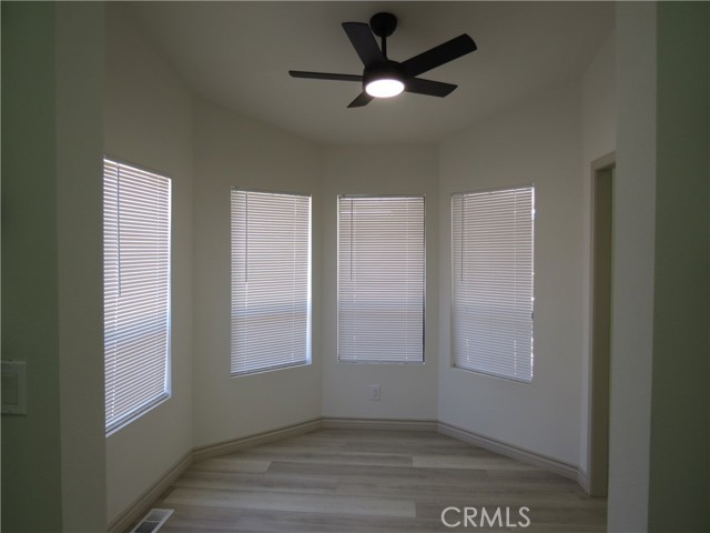 601 N Kirby Street, Hemet CA: https://media.crmls.org/medias/8596ad62-73a1-4ef2-a7b0-85c4183641a2.jpg