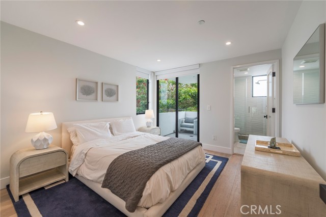 Detail Gallery Image 22 of 37 For 468 30th St, Manhattan Beach,  CA 90266 - 5 Beds | 5/1 Baths