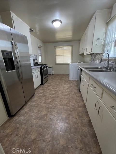 2512 Nelson Avenue, Redondo Beach, California 90278, ,Residential Income,Sold,Nelson,SB23053358