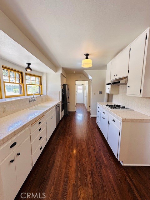 Detail Gallery Image 10 of 30 For 322 S Ohio, Anaheim,  CA 92805 - 4 Beds | 2 Baths