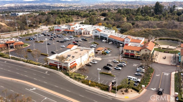 25918 The Old Road, Stevenson Ranch CA: https://media.crmls.org/medias/85977b30-b99c-4a71-a806-24cc71346b78.jpg