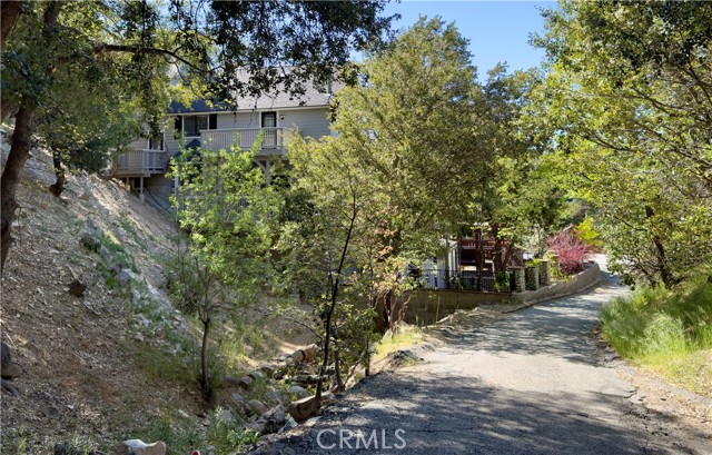 Detail Gallery Image 48 of 52 For 27596 N Bay Rd, Lake Arrowhead,  CA 92352 - 4 Beds | 2/1 Baths