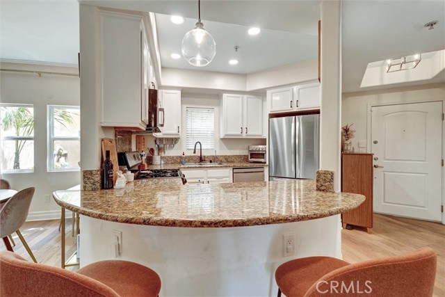 13935 Burbank, 105 photo 21