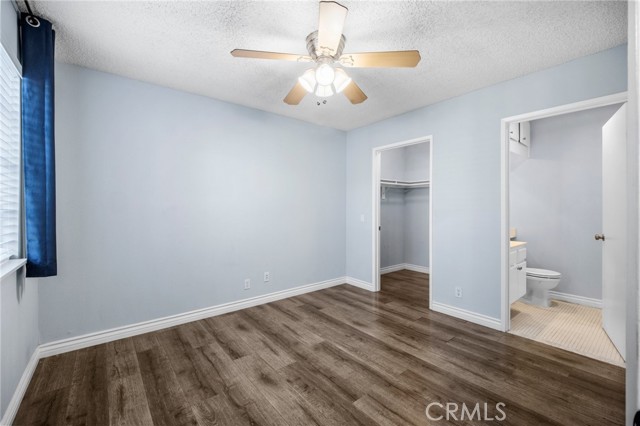 Detail Gallery Image 11 of 19 For 7025 Glade Ave #11,  Canoga Park,  CA 91303 - 2 Beds | 2 Baths