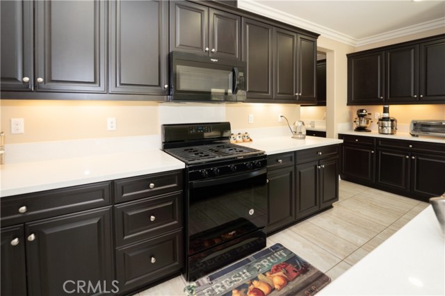 Detail Gallery Image 20 of 64 For 21047 Iron Rail, Riverside,  CA 92507 - 5 Beds | 2/1 Baths