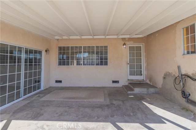13303 Judah Avenue, Hawthorne CA: https://media.crmls.org/medias/859c0d96-8206-4be5-9b66-9941562732fc.jpg