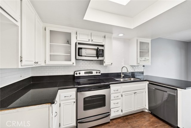 Detail Gallery Image 16 of 29 For 2115 Ohio, Signal Hill,  CA 90755 - 2 Beds | 2 Baths