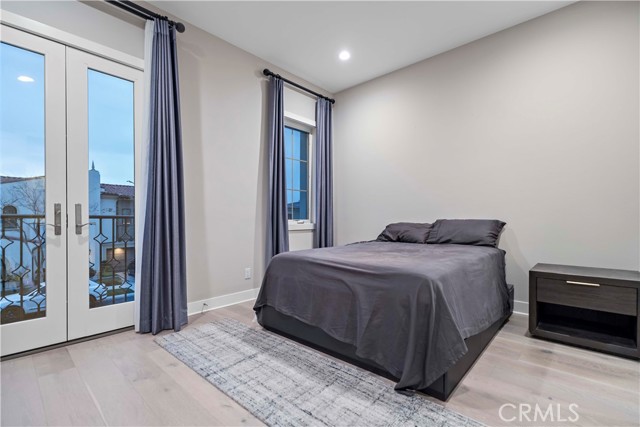 Detail Gallery Image 30 of 36 For 115 Interstellar, Irvine,  CA 92618 - 5 Beds | 5/1 Baths